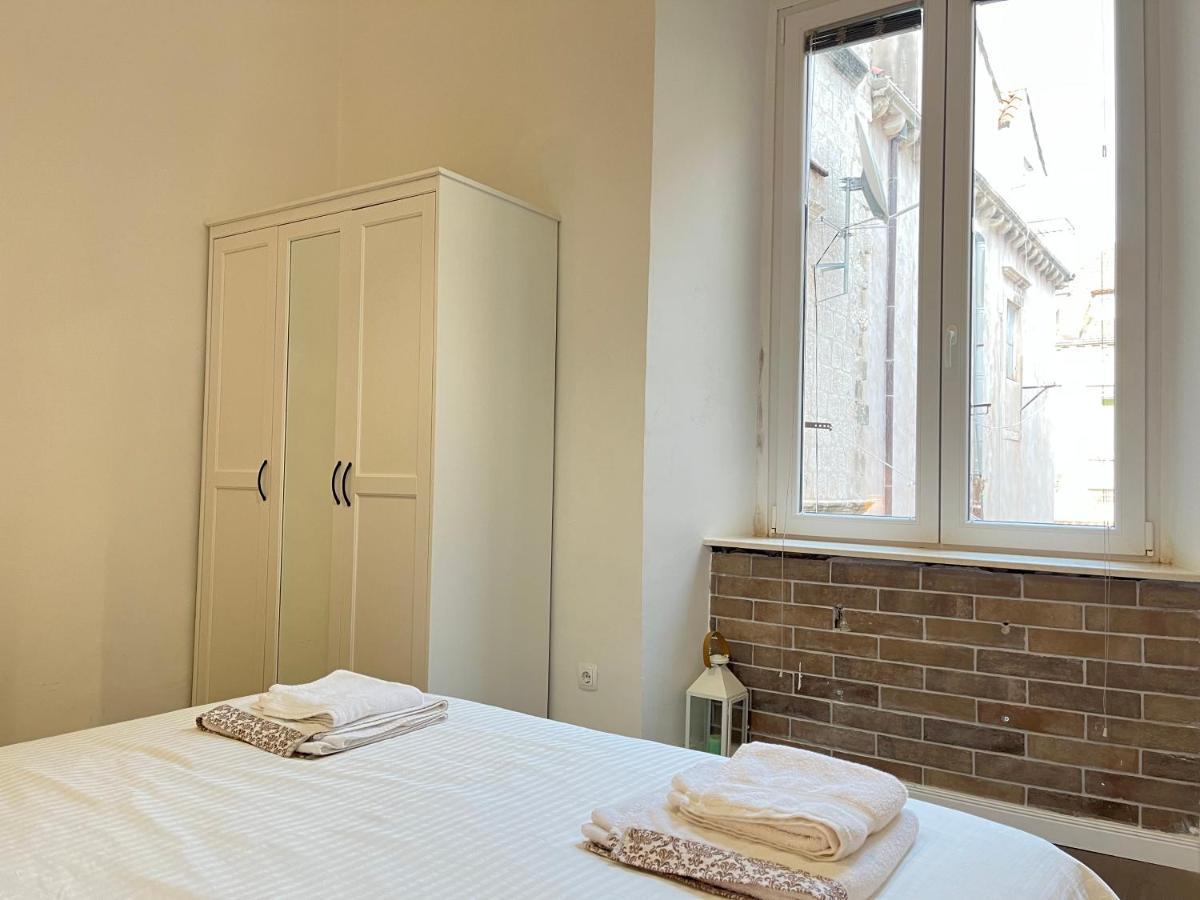 Apartment And Rooms Stay Dubrovnik Eksteriør billede